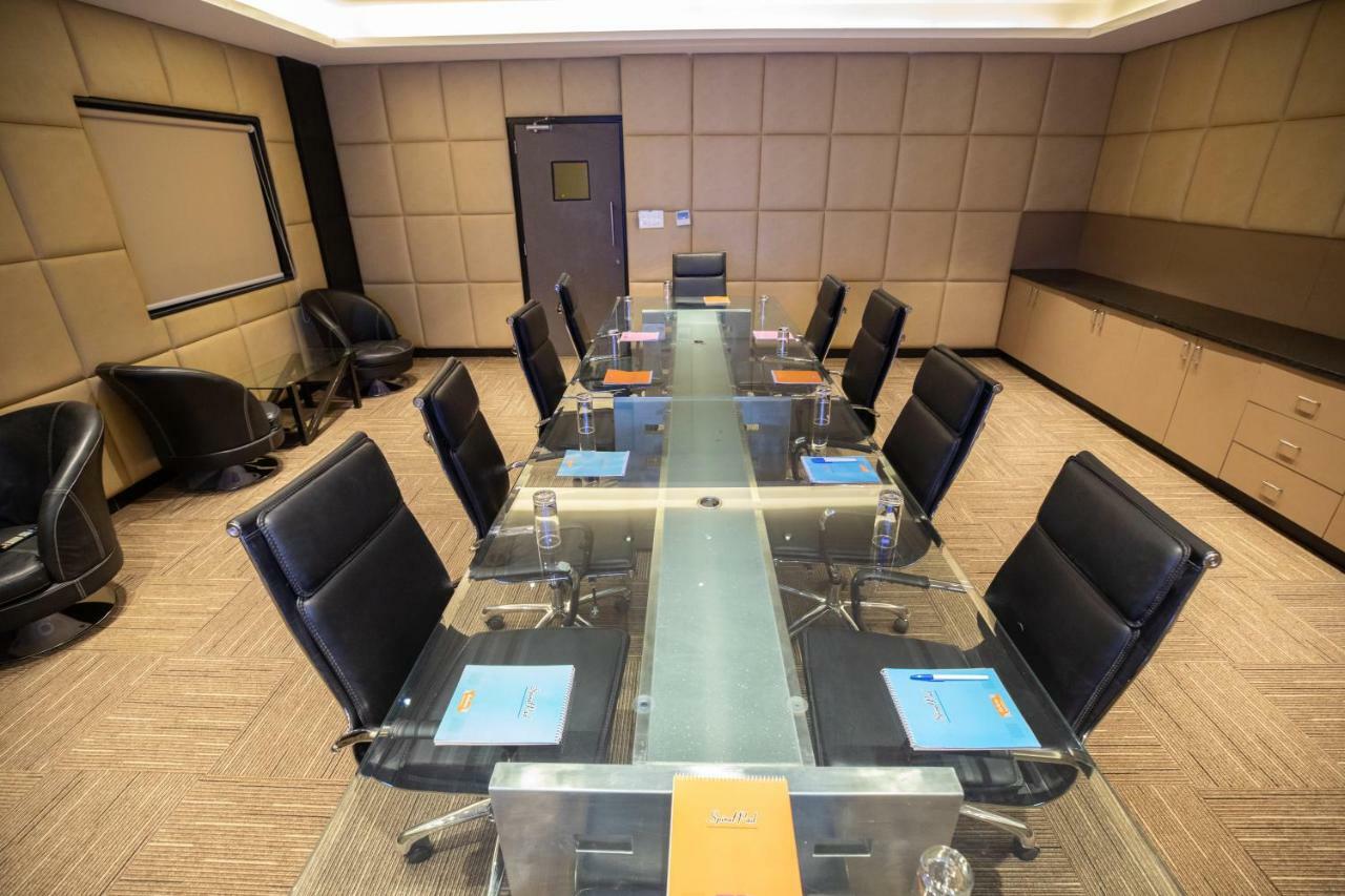 Fabhotel Prime Grand Seasons Bangalore Extérieur photo